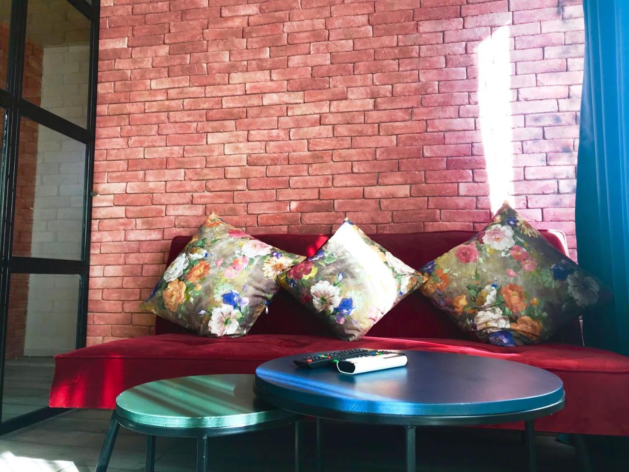 City Center Apartments By Happy Place Тбилиси Екстериор снимка